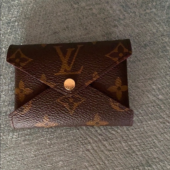 Louis Vuitton Accessories - Louis Vuitton kirigami card holder